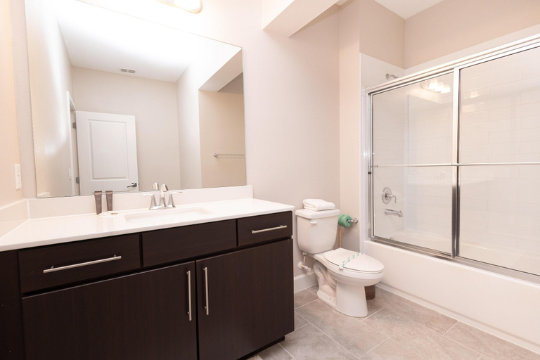 Bathroom 3, 172 VD - Blissful Haven: Serene Retreat, Polk
