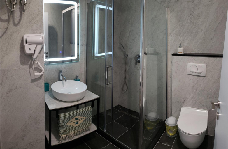 Bathroom 3, Appartamento Nr. 28. Centrale e luminoso, Shkodrës