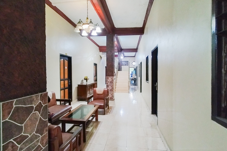 Others 4, RedDoorz @ Hotel Grand Yuda Tenggarong, Kutai Kartanegara