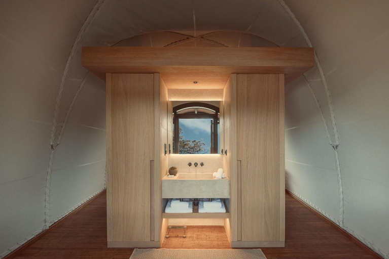 Bathroom 4, 91 Athens Riviera, The Resort, Attica