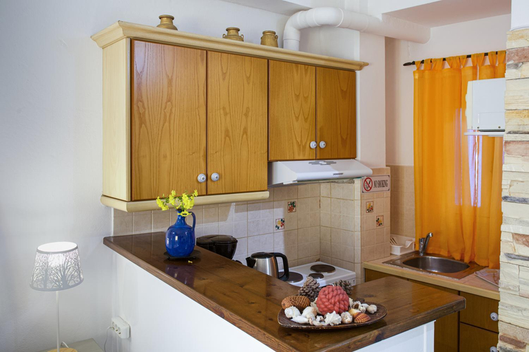Others 4, Vera's Apartments, Ionian Islands