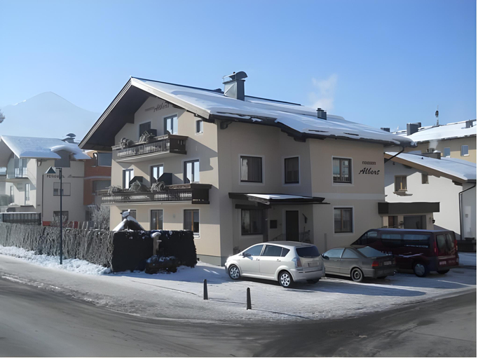 Others 2, Appartement Pension Albert summercard and free parking included, Zell am See
