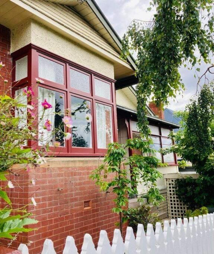 Exterior & Views 1, Warwick St Retreat! 3 Bedroom House With Parking, Hobart