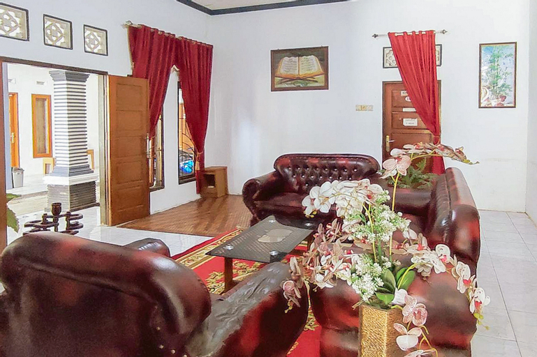 RedDoorz Syariah @ Penginapan Eby Padang, Padang Pariaman