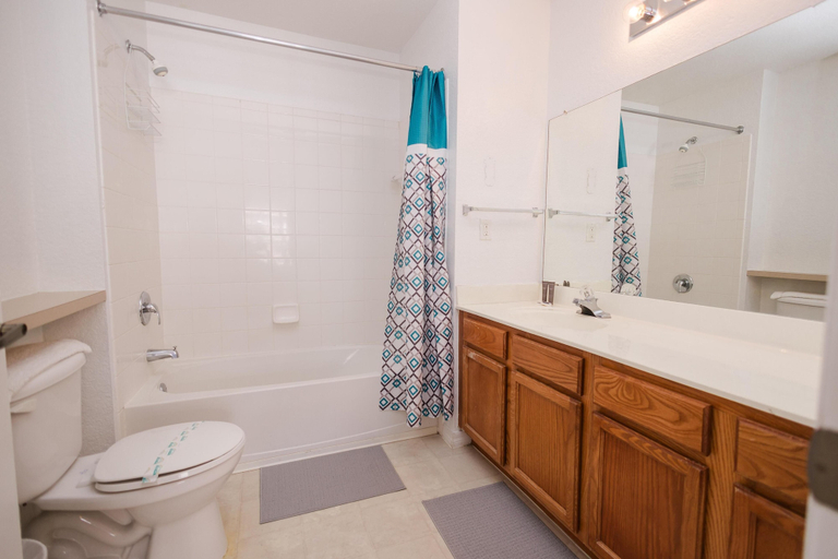 Bathroom 3, 4562 YR - Amazing 4 Bed Private Getaway, Osceola