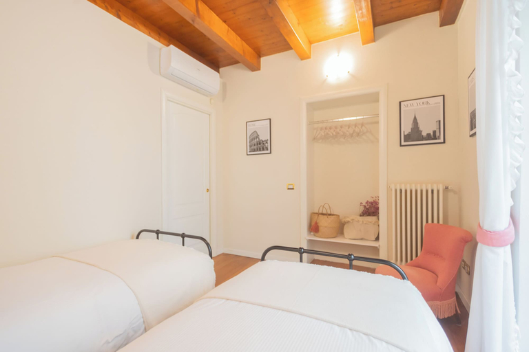 Bedroom 2, Residenza Dolce Lago by Rent all Como, Como