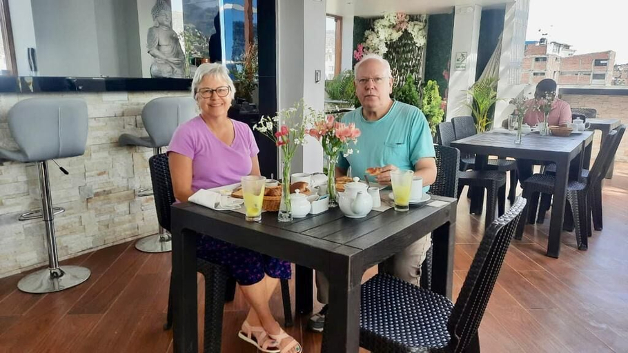Others 5, hoteles melthon, Huamanga