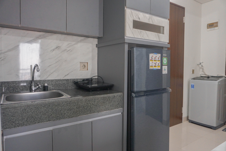 Others 5, Comfy and Homey 2BR Apartment Transpark Cibubur By Travelio, Depok