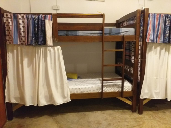 Bedroom 2, Paraiso Hostel Moalboal, Moalboal