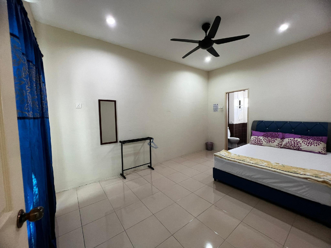 Others 5, Unique Homestay, Manjung