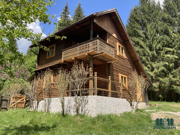 Others 5, Evergreen Balvanyos, Turia