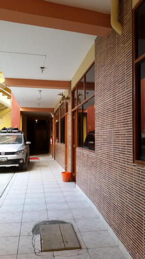 Hotel Manantial, Oyon