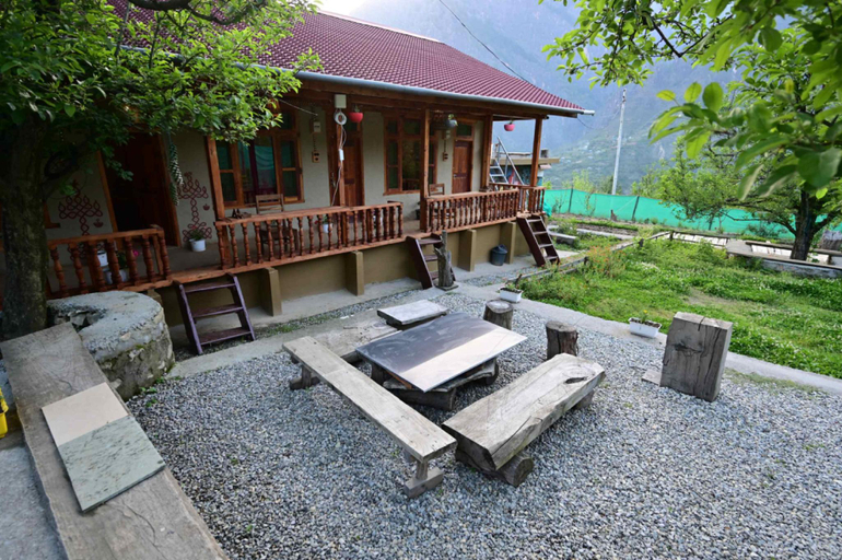 Public Area 2, Himalayan Mud Resort, Kullu