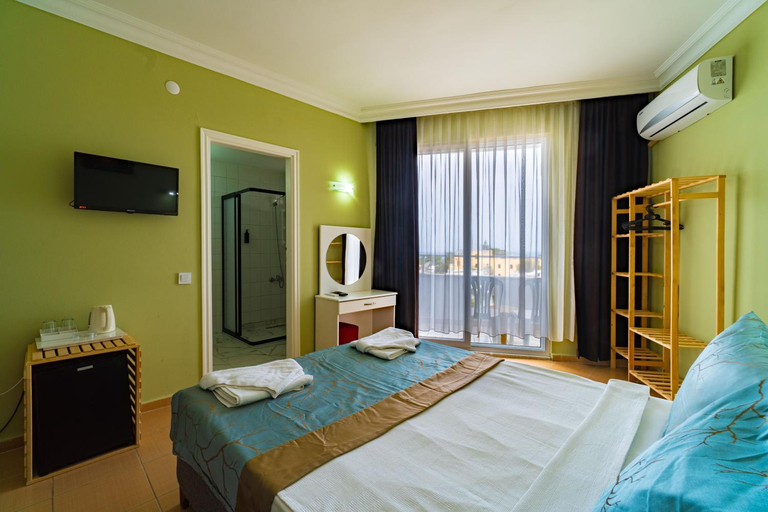 Bedroom 4, De Mare Family Hotel, Alanya