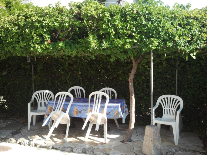 Others 2, Villa Mane, Alpes-Maritimes