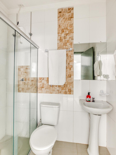 Bathroom, Hotel Traveling, Passo Fundo