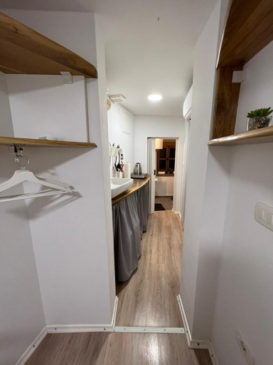 Others 5, SML Apartments 1, Izola