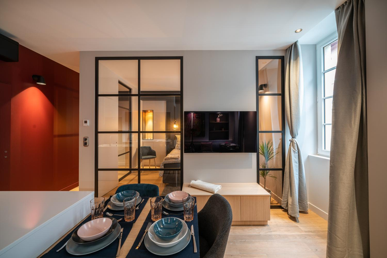 Others 2, Le Luxury Design de la Vieille Ville, Haute-Savoie