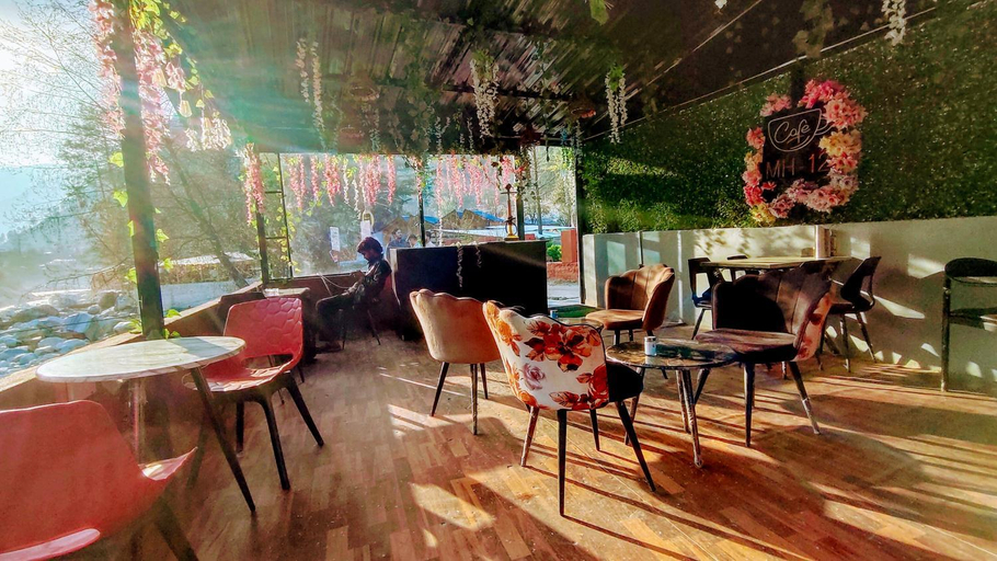 4, MH-12 Homestays and Cafe., Kullu