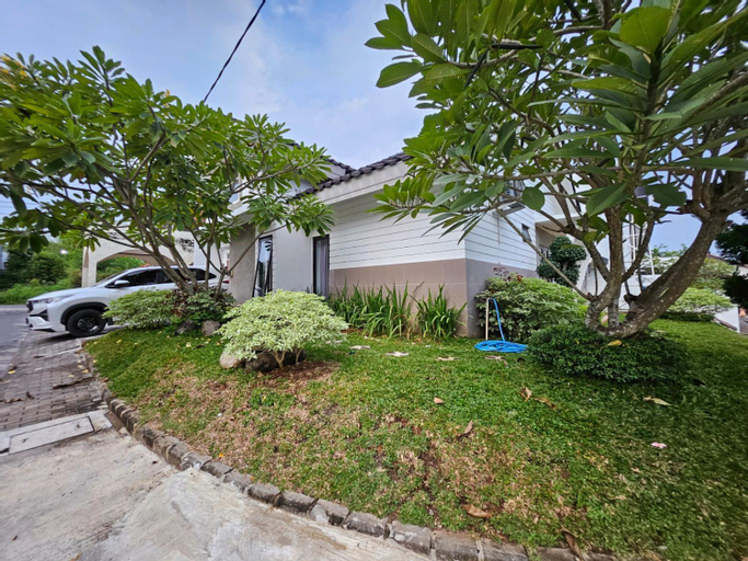 Exterior 9