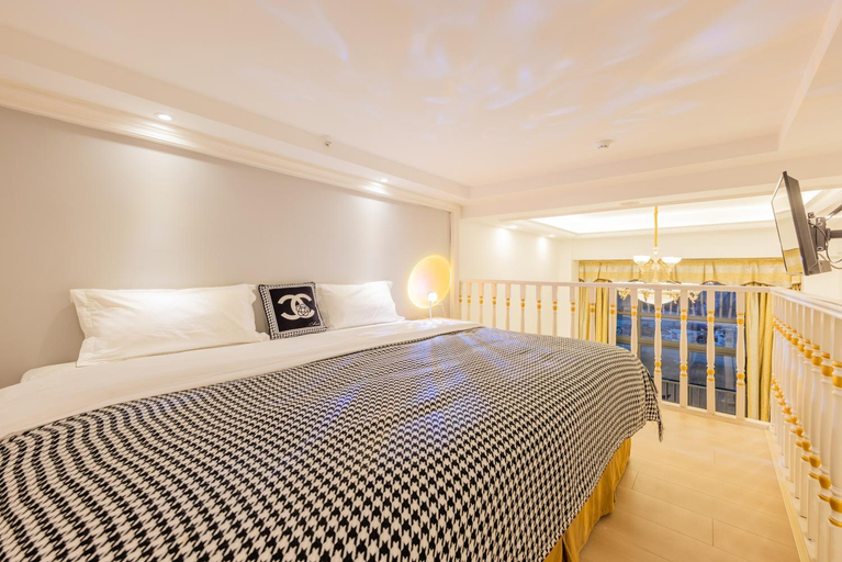 Bedroom 9