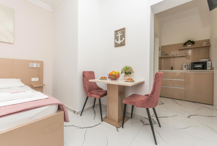 Others 3, Villa Bozica - sea view stone villa with free parking, Makarska