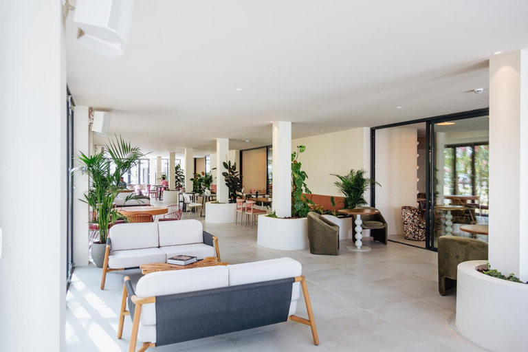 Public Area 4, El Hotel Pacha, Baleares
