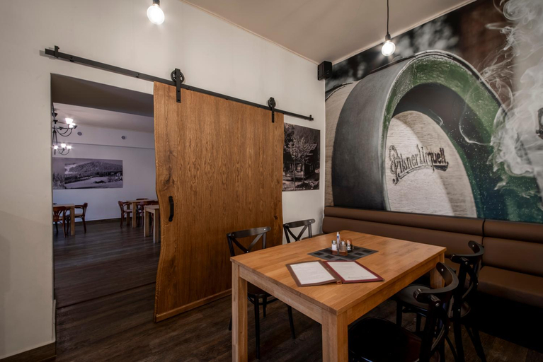 Others 4, Hotel Sumava, Klatovy