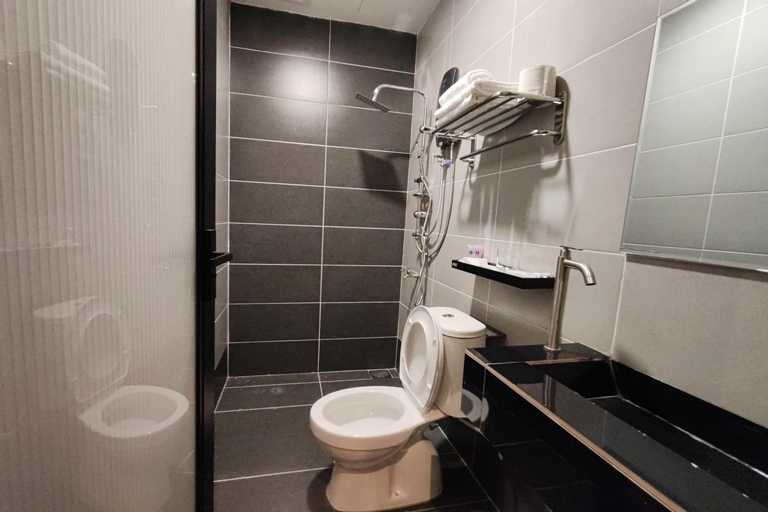 Bathroom 6
