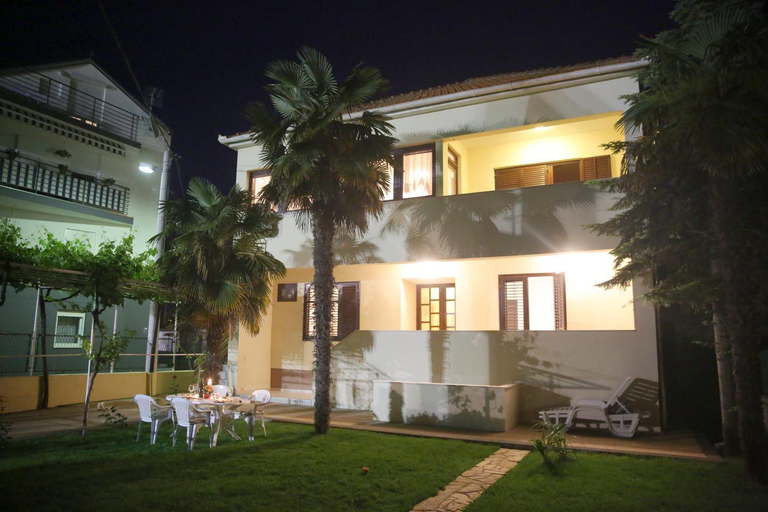 5, Apartments Vedrana, Zadar