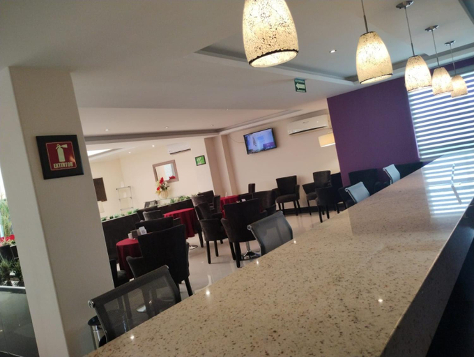 Others 4, Hotel Two Select, Culiacán