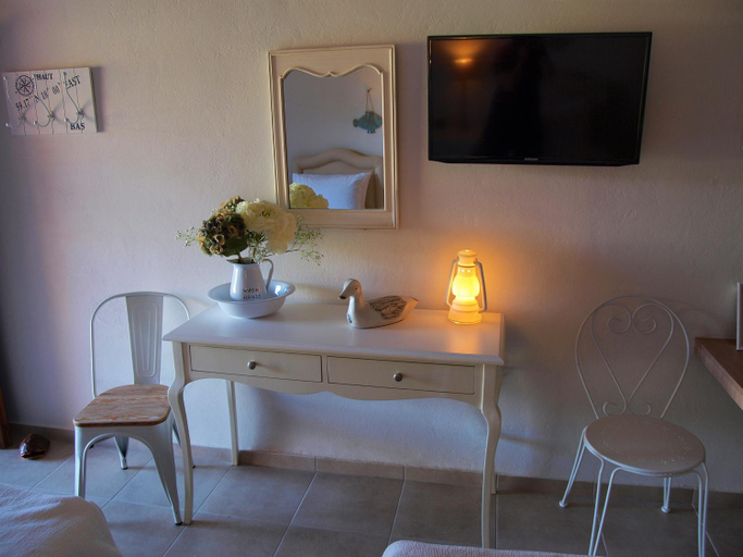 Others 5, Melograno Apartments and Studios, Thessaly