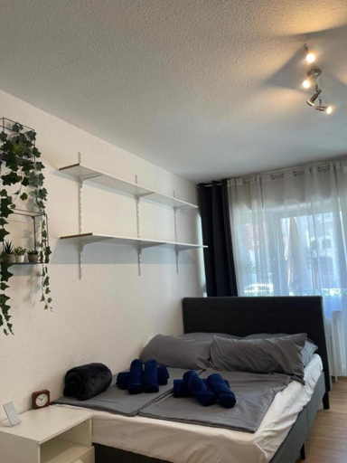 Bedroom 2, Gemutliches Apartment Nahe Bahnhof, Trier