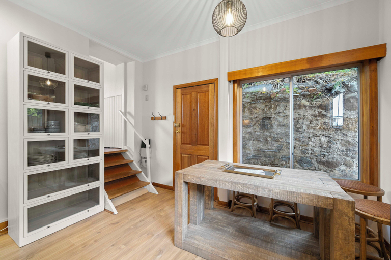 Others 4, Stylish 3 Bedroom Townhouse - Hobart CBD, Hobart