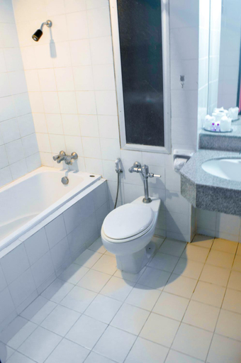 Bathroom 4, Sweet Home Hotel Betong, Batong