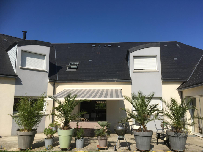 Exterior & Views 1, Les Jardins d Isaac rue de la Musardiere, Sarthe