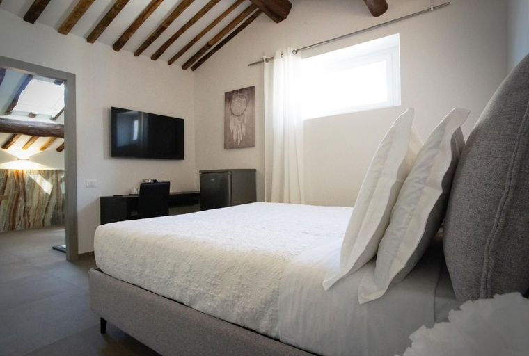 Bedroom 26