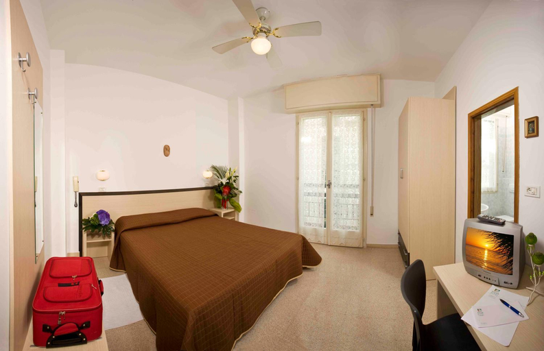 Bedroom 5, Amoha Hotel - Cattolica, Rimini