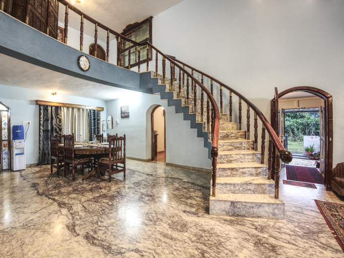 Public Area, Brookevally Palace Homestay, The Nilgiris