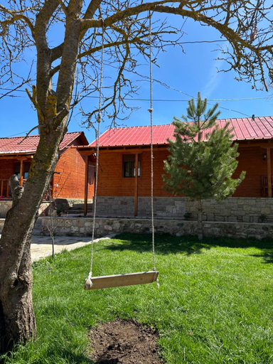 Others 2, Shtepi Druri Arber, Korçës
