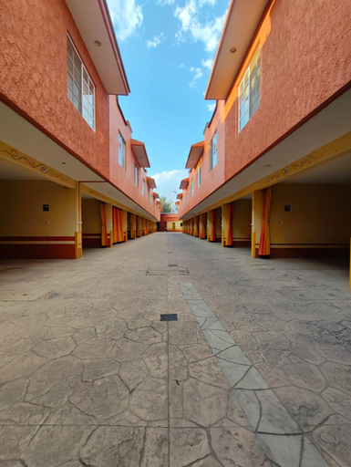 Others 2, Auto Hotel Estrella del Sur, Dist. Ocotlan