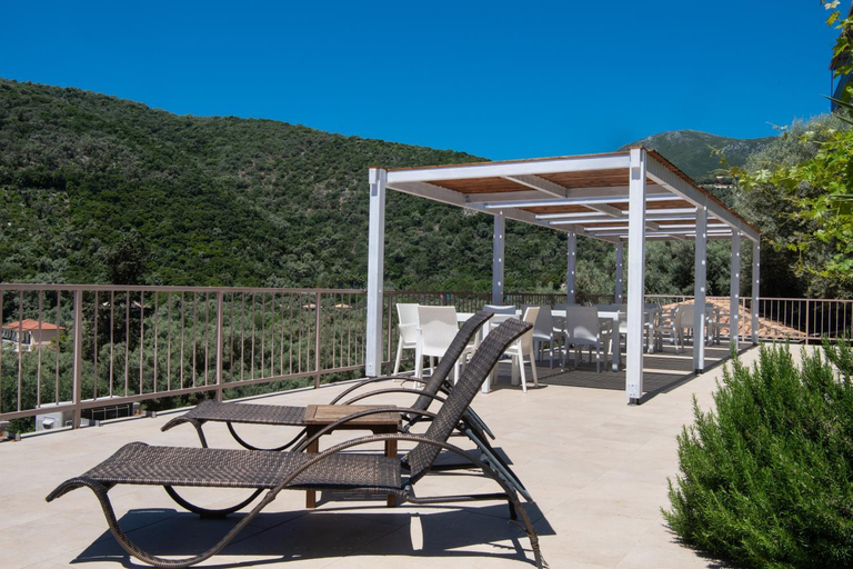 Others 2, Welcome In, Ionian Islands