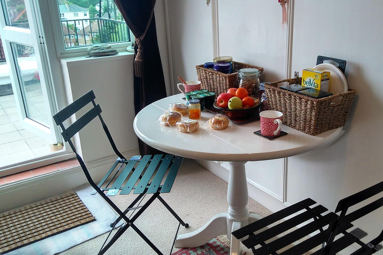 Others 4, Crystal Palace B&B, London