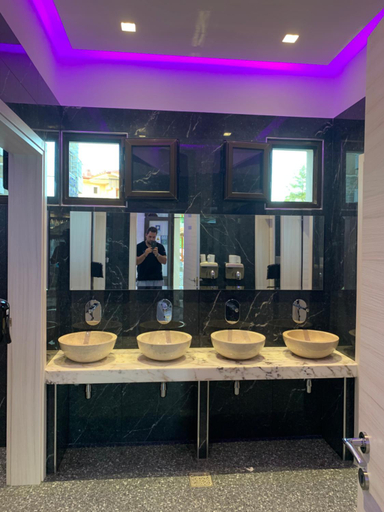 Bathroom 2, Vergos Hotel, Central Macedonia