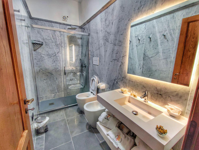 Bathroom 4, Palazzo Iaquinta - Rooms, Restaurant & Wellness, Salerno