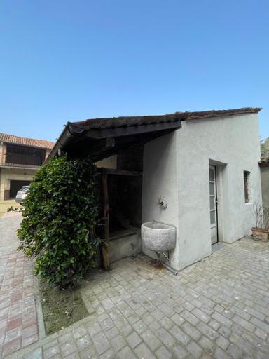 CorteCairoli, Pavia