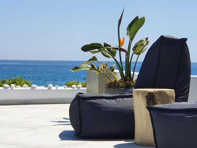 Others 2, Blue Paradise, Crete