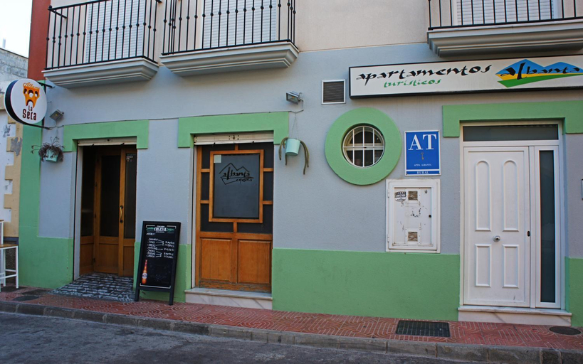Others 3, APARTAMENTOS ALBANTA, Almería