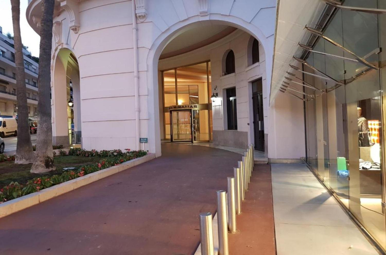Others 5, PALAIS MIRAMAR CROISETTE APART 1 MIN CARLTON, Alpes-Maritimes