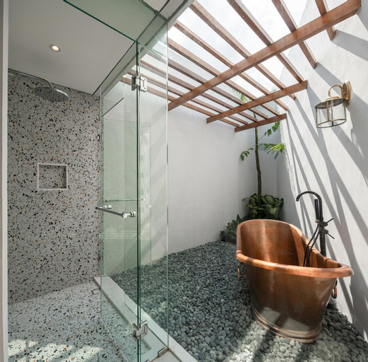 Bathroom 4
